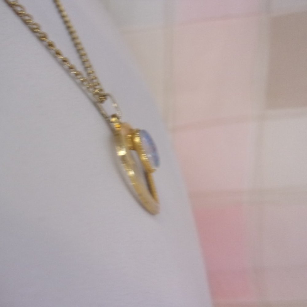 Faux Opal Gold Tone Heart Pendant Necklace 18" L - Picture 2 of 8